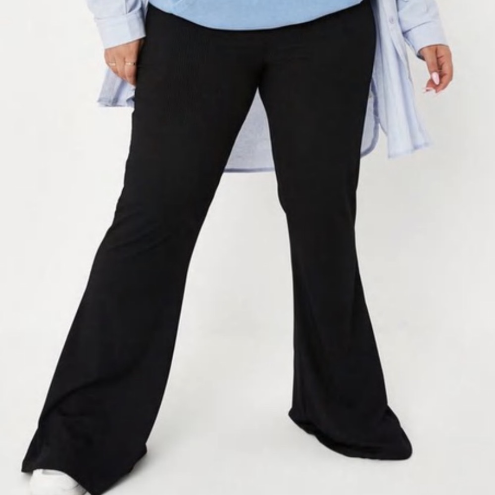 Black Ribbed Wide leg Pants